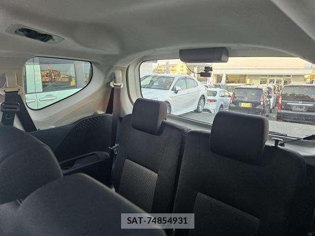 Toyota SIENTA 2022-05 8329822-9