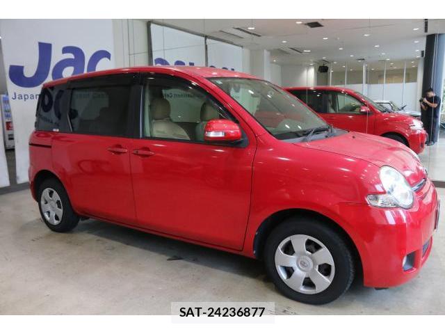 Toyota SIENTA 2014-07 8330072-3