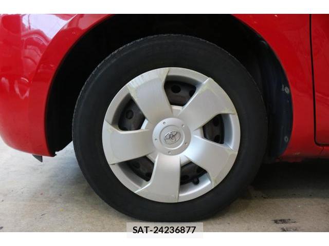 Toyota SIENTA 2014-07 8330072-7