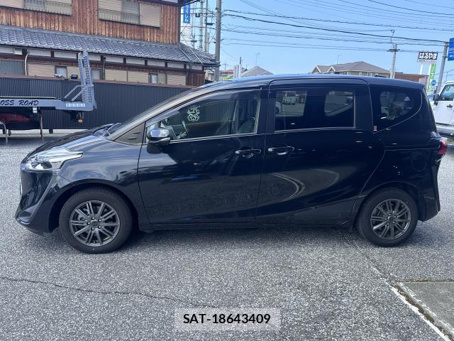Toyota SIENTA 2022-01 8330155-1