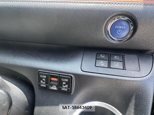 Toyota SIENTA 2022-01 8330155-15