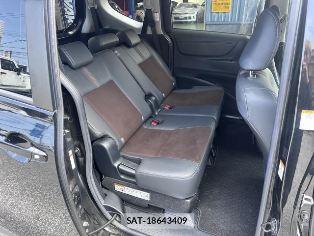 Toyota SIENTA 2022-01 8330155-7