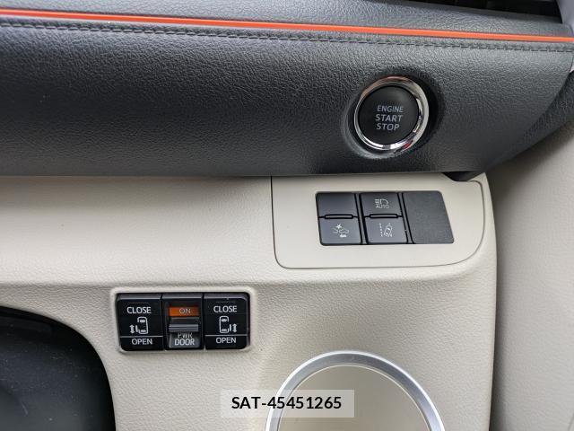 Toyota SIENTA 2016-08 8330161-9