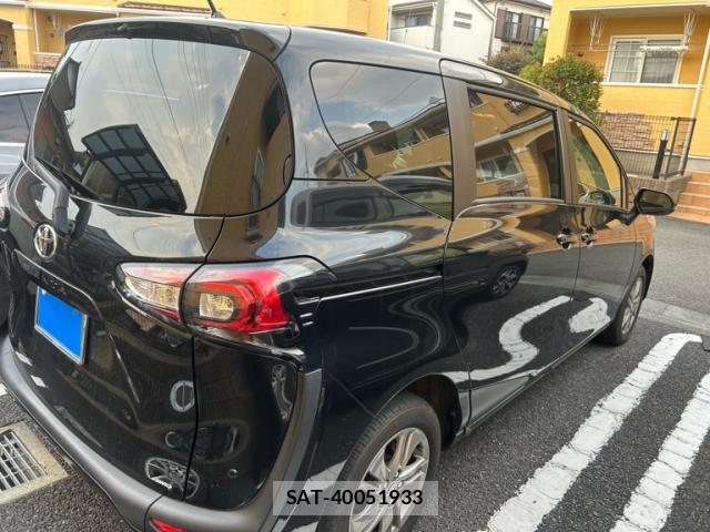 Toyota SIENTA 2022-04 8330168-7
