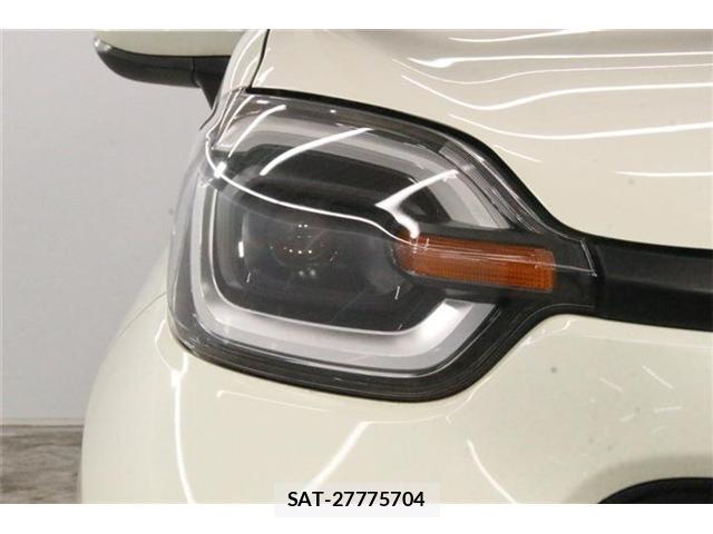 Toyota SIENTA 2023-02 8330232-12