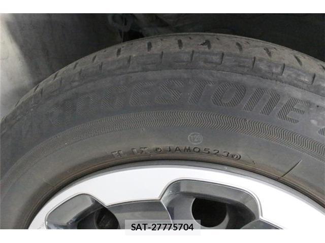 Toyota SIENTA 2023-02 8330232-19