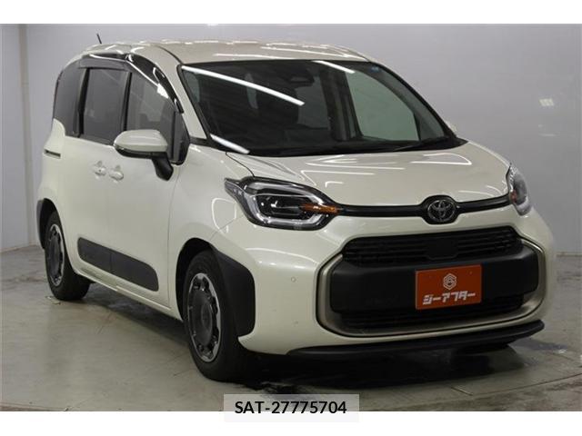 Toyota SIENTA 2023-02 8330232-3