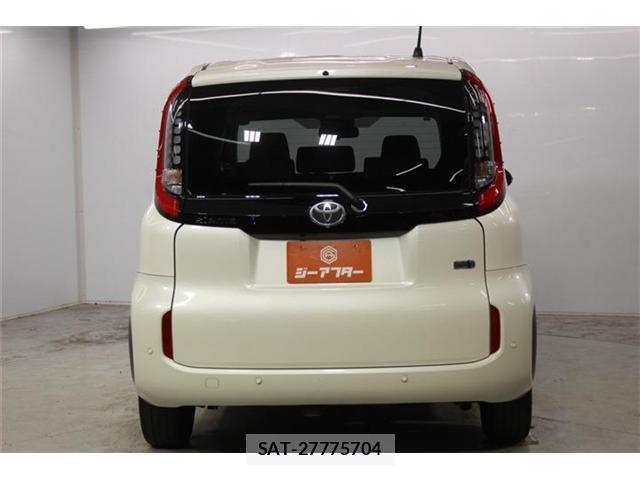Toyota SIENTA 2023-02 8330232-6
