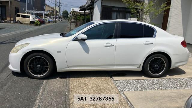 Nissan SKYLINE 2012-09 8329297-10