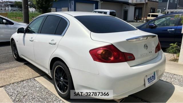Nissan SKYLINE 2012-09 8329297-13