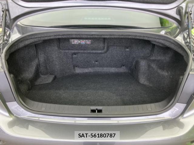 Nissan SKYLINE 2015-05 8330609-7