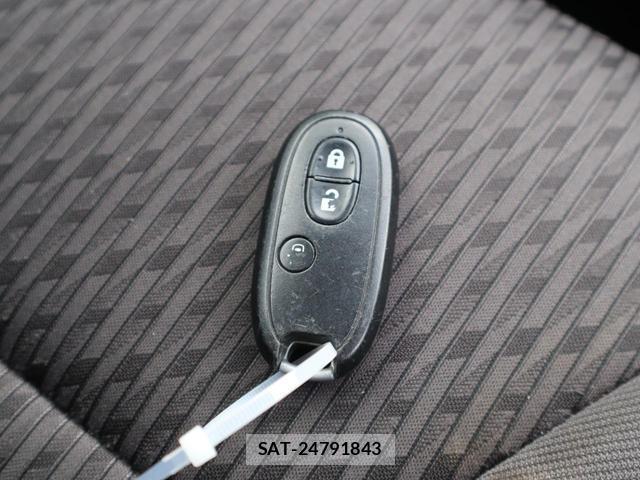 Suzuki SOLIO 2016-01 8328564-9