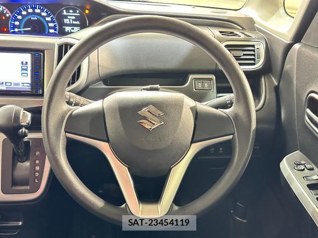 Suzuki SOLIO 2018-03 8330688-6