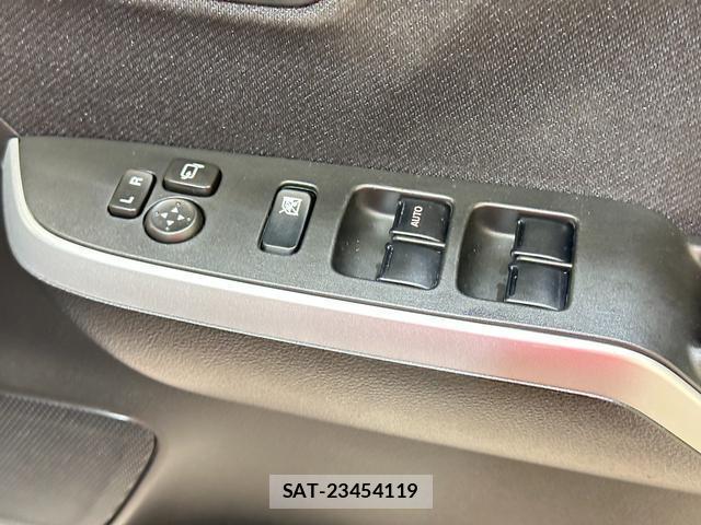 Suzuki SOLIO 2018-03 8330688-9