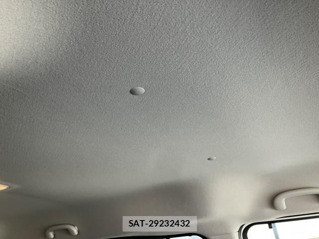 Suzuki SPACIA 2018-10 8328576-13