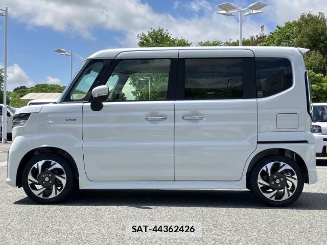 Suzuki SPACIA 2026-02 8329811-1