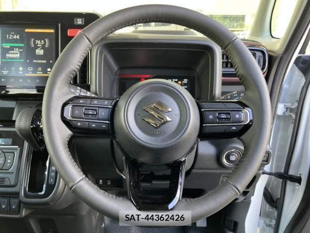 Suzuki SPACIA 2026-02 8329811-14