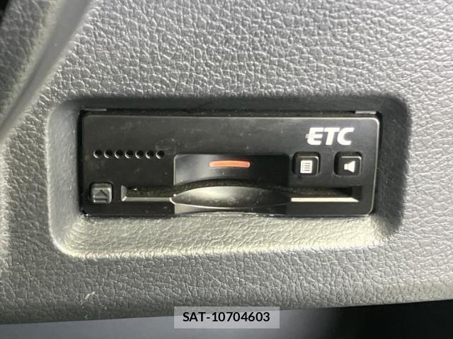 Suzuki SPACIA 2015-05 8329852-17