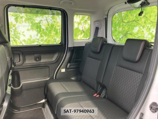 Suzuki SPACIA 2021-06 8330542-6