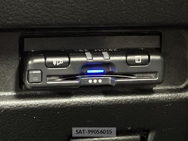 Suzuki SPACIA 2021-06 8330558-17