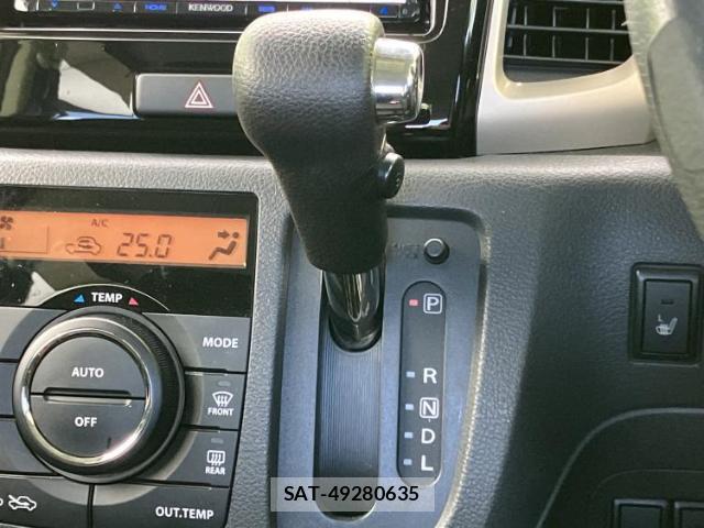 Suzuki SPACIA 2015-04 8330566-15