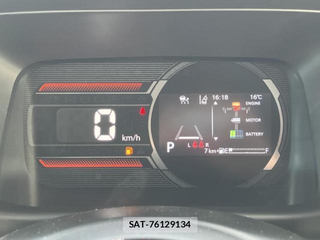 Suzuki SPACIA 2026-02 8327894-13
