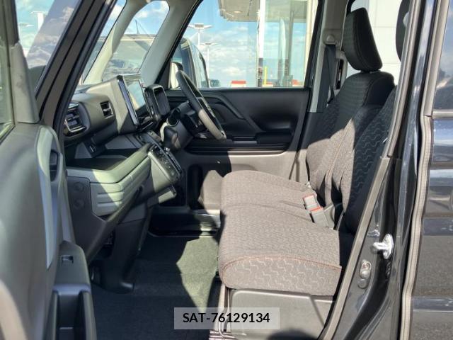 Suzuki SPACIA 2026-02 8327894-5