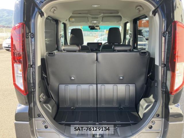 Suzuki SPACIA 2026-02 8327894-7