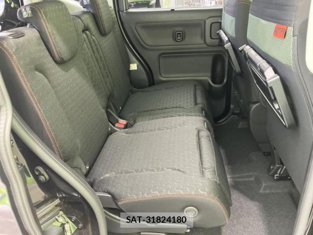 Suzuki SPACIA 2026-02 8330656-4