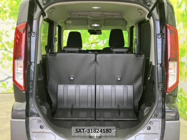 Suzuki SPACIA 2026-02 8330656-7