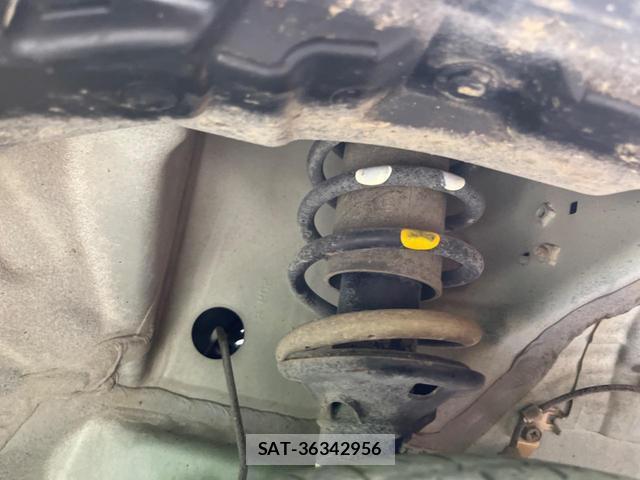 Suzuki SPACIA 2013-09 8328864-19