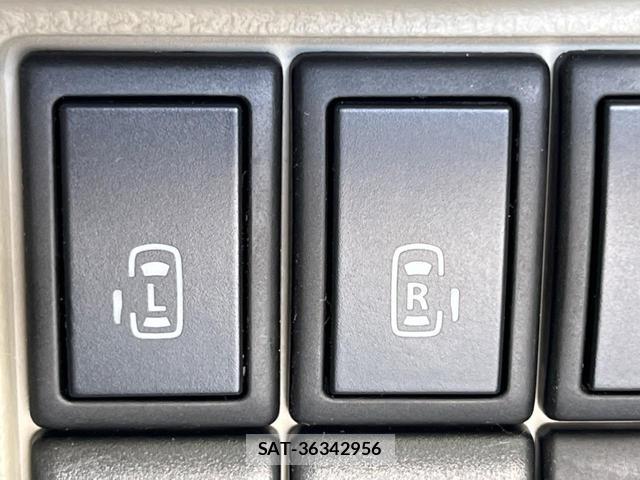 Suzuki SPACIA 2013-09 8328864-2
