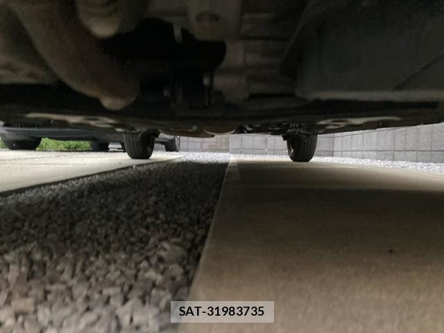 Suzuki SPACIA 2018-08 8328907-13