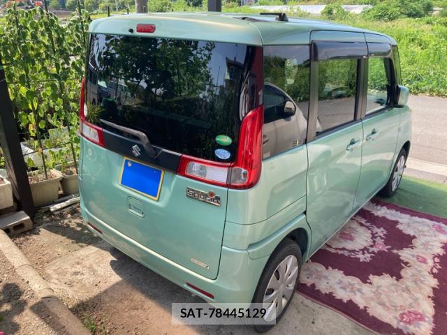 Suzuki SPACIA 2013-11 8328939-2