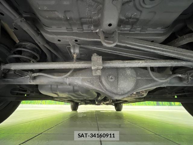 Suzuki SPACIA 2017-10 8329172-18