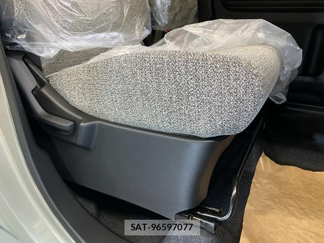 Suzuki SPACIA 2026-03 8329428-3