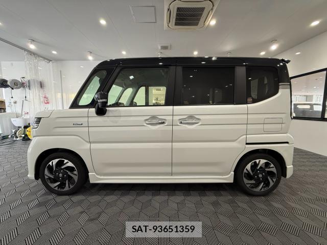 Suzuki SPACIA 2026-05 8329440-17