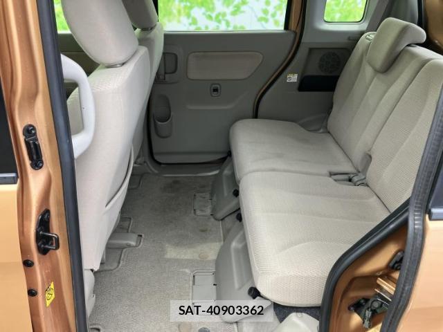 Suzuki SPACIA 2013-06 8330515-6