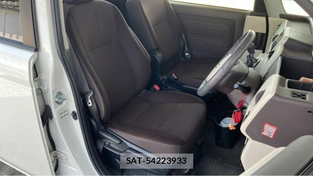 Toyota SPADE 2012-12 8329308-5