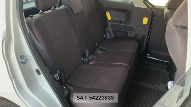 Toyota SPADE 2012-12 8329308-6