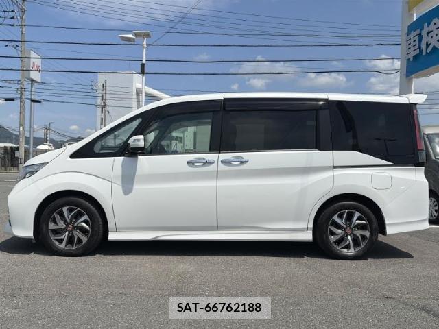 Honda e 2017-09 8327870-1
