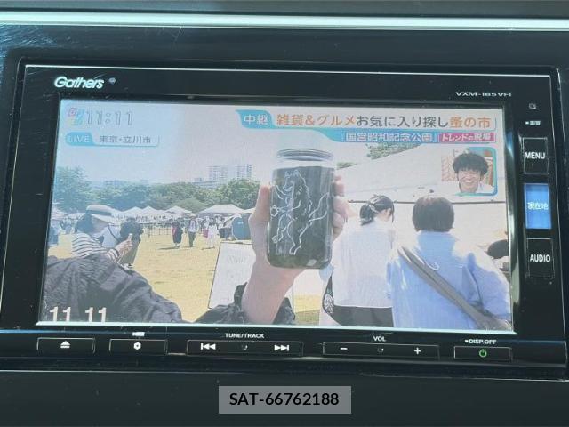 Honda e 2017-09 8327870-10