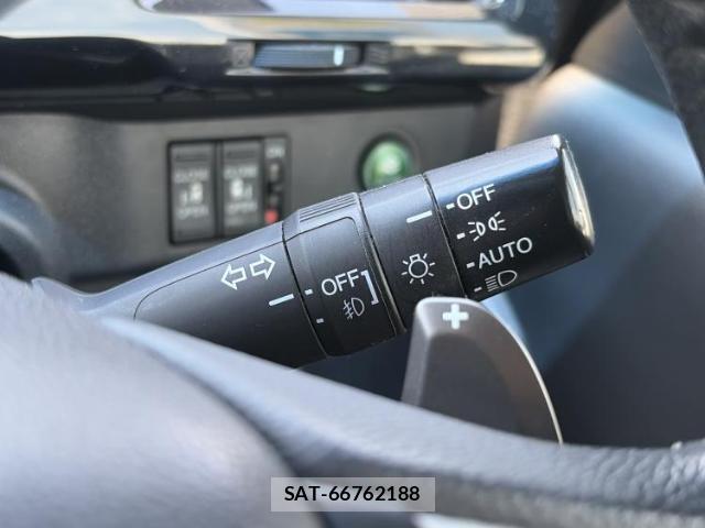 Honda e 2017-09 8327870-14