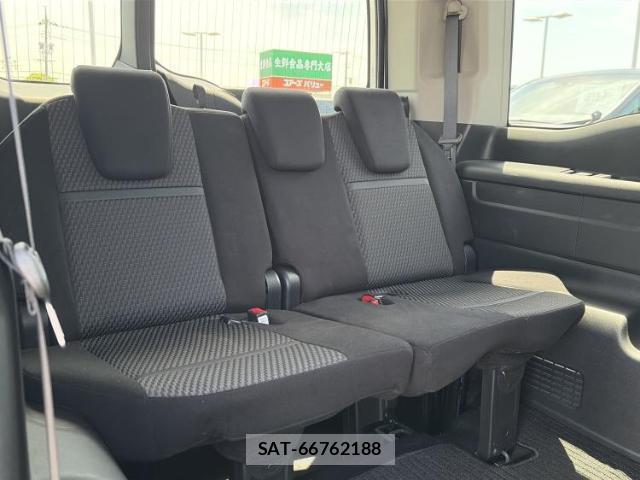Honda e 2017-09 8327870-6