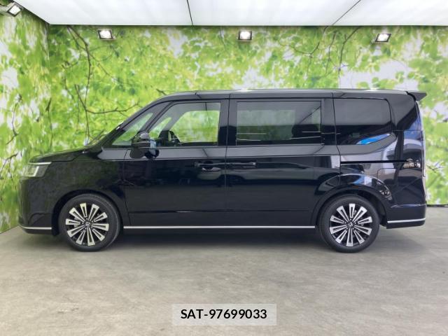 Honda e 2025-11 8327992-1
