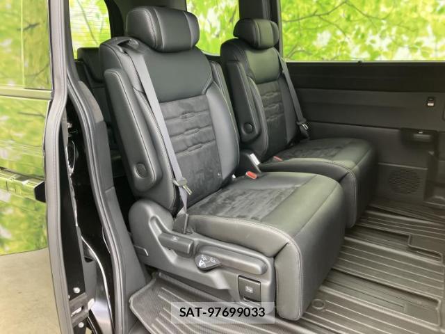 Honda e 2025-11 8327992-4