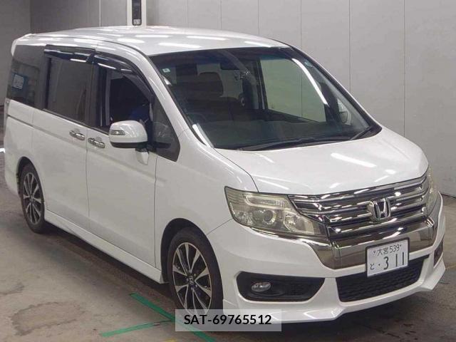 Honda e 2012-06 8328640-0