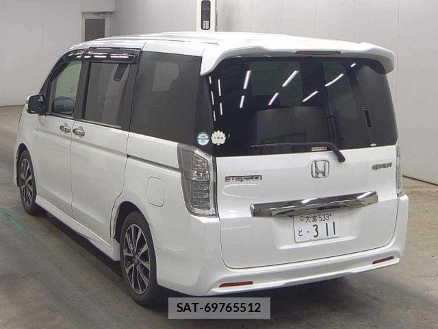 Honda e 2012-06 8328640-1