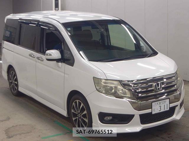 Honda e 2012-06 8328640-3
