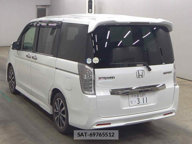 Honda e 2012-06 8328640-4